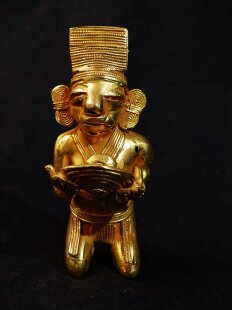 Figur 05 Muisca Kultur Goldmuseum Bogota Schamane mit...
