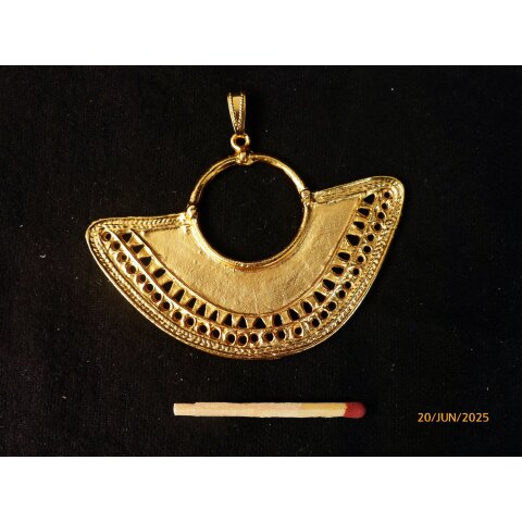 Replik 10 Anh&auml;nger kosmologische Figur Goldmuseum Bogota 75 x 60 mm