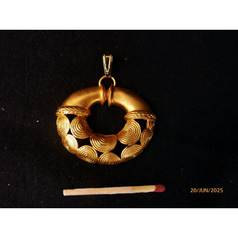 Replik 18 Anh&auml;nger pr&auml;historisches Flugzeug Goldmuseum Bogota 45 x 40 mm