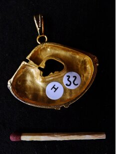 Replik 32 Anh&auml;nger kosmologische Figur Goldmuseum...