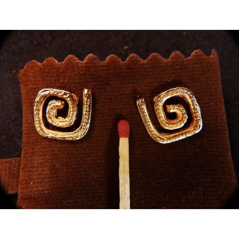 1 Paar Ohrstecker No.38 vergoldet astrologisches Motiv Goldmuseum Bogota 10-12 mm