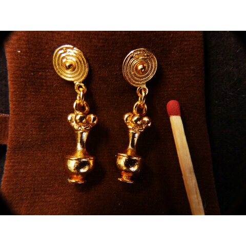 1 Paar Ohrstecker No.40 vergoldet astrologisches Motiv Goldmuseum Bogota 10-12 mm