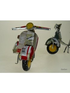 Motorroller Vespa = 12 cm Code C