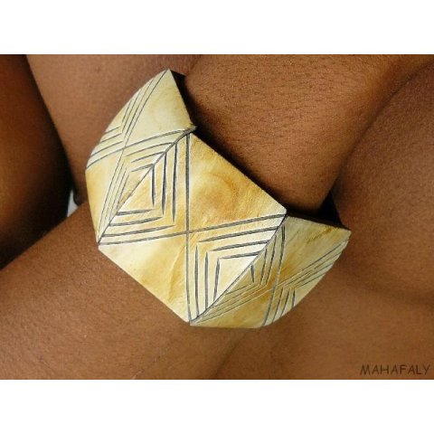 Horn Armband Hobronco 50 mm = Code D