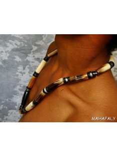 Hornkette Hanitra natur gemasert poliert 60 cm = Code H