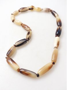 Hornkette Hanta gemasert poliert 55 cm - 50 %