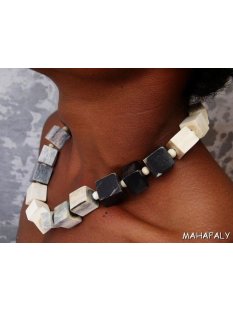 Knochenkette Kubix schwarz wei&szlig;, grau - 50 % reduziert