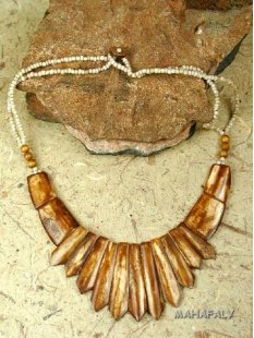 Knochenkette Kassian braun - 80 % = Code G