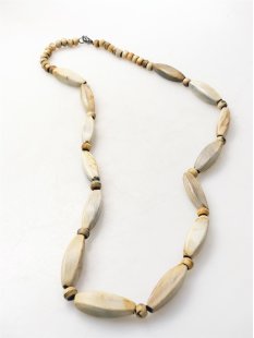 Hornkette Hantasoa hellbraun gedampft 75 cm - 50% reduziert