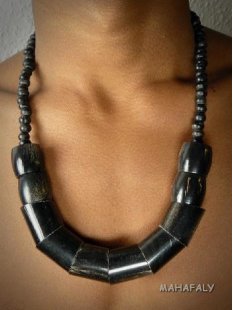 Hornkette Hantifaly schwarz poliert 55 cm - 80 %