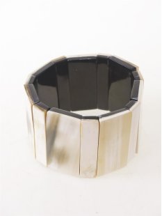 Horn Armband Hobelana 40 mm = Code G