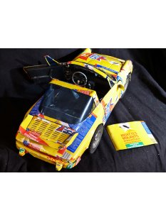 Porsche 911 Targa aus bunten Werbedosen M 1:10  L 50 cm