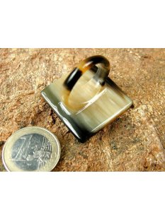 Hornring. M05 quadrat = Code B