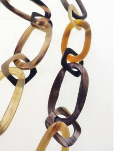 Horn Gliederkette Rivo4 gemixte Farben hell/dunkel poliert ca. 90 cm ver&auml;nderliche L&auml;nge