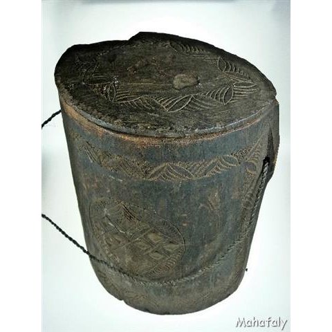 AF23 Zafimaniry Reisbeh&auml;lter Artefakt der Betsileo 40 cm ca. 1960