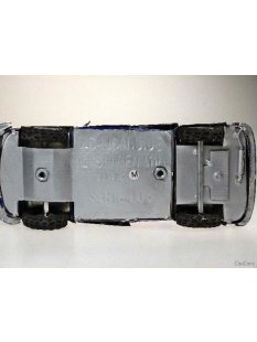 Volkswagen VW 411 LE. M 1:18  = Code K