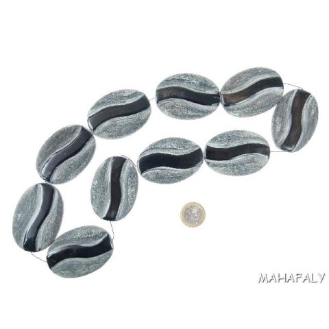 Hornscheibe Form Blatt grau matt und teilpoliert 55 x 40 mm