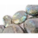 1 kg Handst&uuml;cken Handschmeichler Trommelstein Madagaskar Labradorit poliert