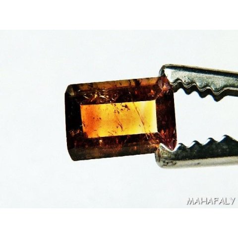 T010 Tsilaisit Madagaskar Turmalin facettiert. 2,1 Carat.