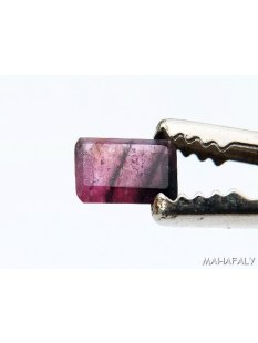 T099 Rubellit Madagaskar Turmalin facettiert. 1,25 Carat.