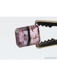 T118 Rubbelit Madagaskar Turmalin facettiert. 2,15 Carat.