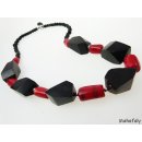 Horn/Korallenkette Rakoto 54 cm = Code J