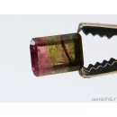T133 polychromer Madagaskar Turmalin facettiert. 2,05 Carat.