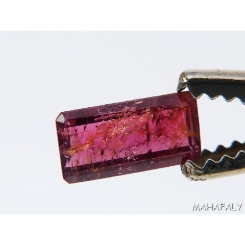 T167 Rubellit Madagaskar Turmalin facettiert. 2,45 Carat.