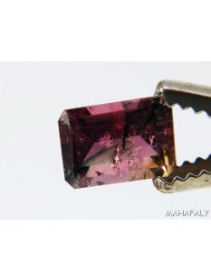T172 Rubellit Madagaskar Turmalin facettiert. 4,60 Carat.