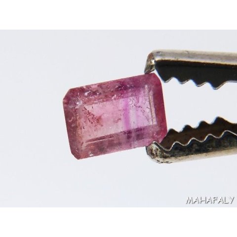T195 Rubellit Madagaskar Turmalin facettiert. 1,20 Carat.