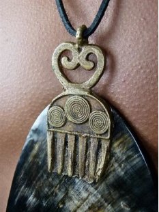 Horn Anh&auml;nger Rova oval  10 x15 cm = Code H