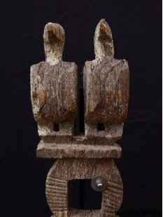 AL117 original AloAlo Grabstele der Sakalava oder...