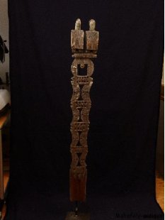 AL117 original AloAlo Grabstele der Sakalava oder Mahafaly antik 2 Totenv&ouml;gel 140 cm ca. 1920