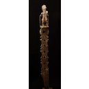 AL53 original AloAlo Grabstele der Mahafaly antik Beamter 175 cm ca. 1930