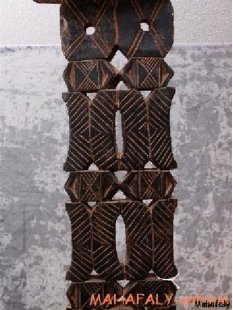 AL81 Sockel AloAlo Grabstele Begr&auml;bniszeremonie 1965 = 225 cm