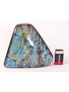 LA19 Labradorit Madagaskar polychrom Freeform poliert 1800 g