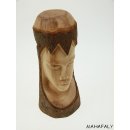 Skulptur Portr&auml;t im Baum ca. 16 cm = Code G