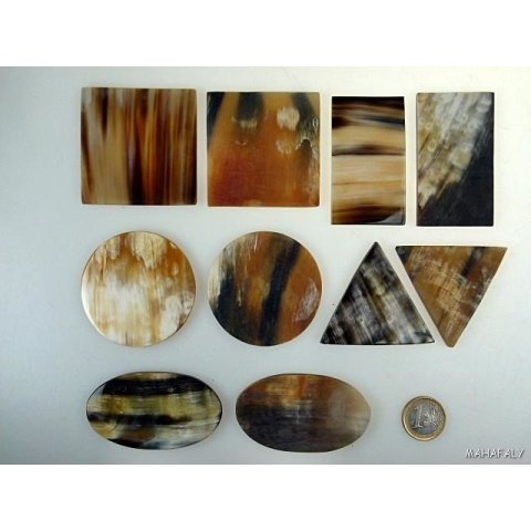 Hornplatten 60 mm dreieckig poliert gl&auml;nzend