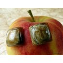 Ohrstecker. quadrat gew&ouml;lbt 15 mm = Code E hell