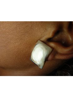 Ohrclips. gew&ouml;lbt 15 mm = Code E hell rund