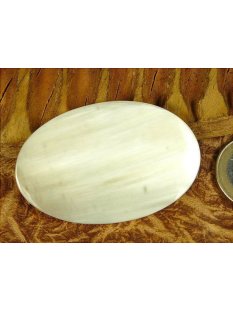 Horn Broschen. 4 cm = Code B hell oval