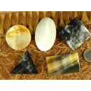 Horn Broschen. 4 cm = Code B dunkel oval