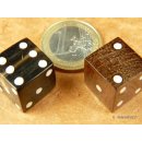 W&uuml;rfel 15 mm  Code Z schwarzes Horn mit Knochenpunkten