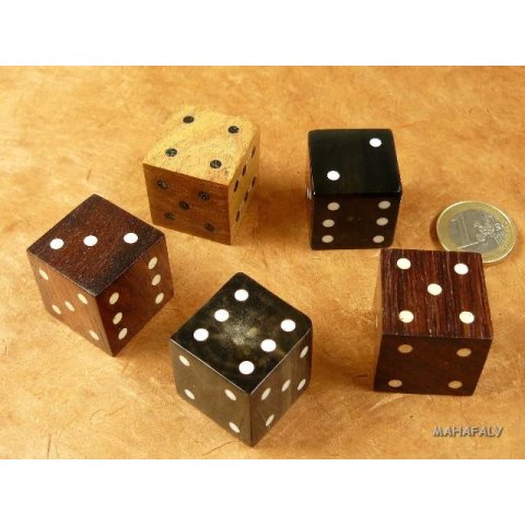 W&uuml;rfel 25 mm  Code A braunes Holz mit Knochenpunkten