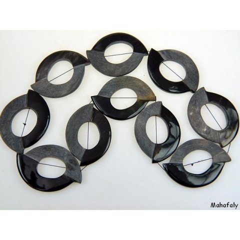 Hornscheibe Form Brille geschliffen und poliert 75x55 mm