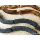 Hornperle Form Tubus antik matt L 45 mm