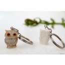 Schl&uuml;sselanh&auml;nger Eule helles Horn =  Code A