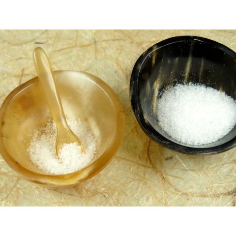 Horn Schale Mini 4 cm rund mit L&ouml;ffel  Code A