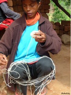 Raffia Bast Raphia Korb Ethno Breite 50 cm = Code orange