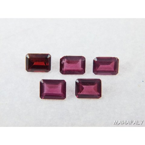 polychrome Madagaskar Turmaline facettiert im LOT 5 St. 9,70 Carat. TL463